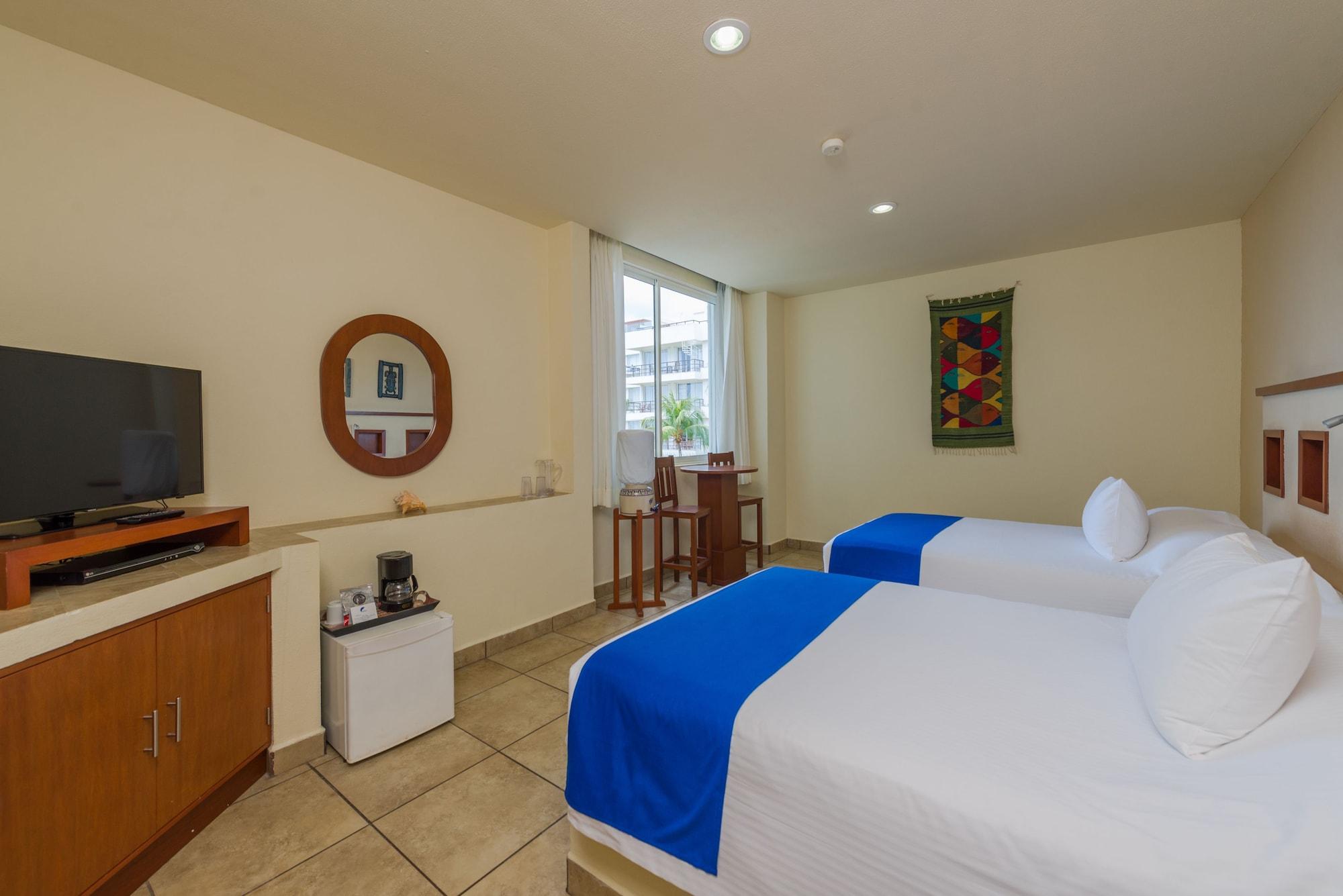 Ixchel Beach Hotel Isla Mujeres Ngoại thất bức ảnh